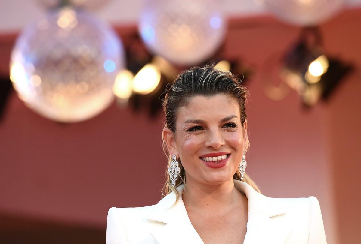 Italian singer Emma Marrone arrives for the premiere of 'Miss Marx' during the 77th annual Venice International Film Festival, in Venice, Italy, 05 September 2020. The movie is presented in official competition ''Venezia 77'' at the festival running from 02 September to 12 September. ANSA/ETTORE FERRARI