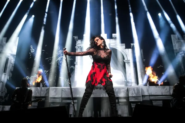 laura-pausini-si-esibira-allevento-f1-grid-gigs